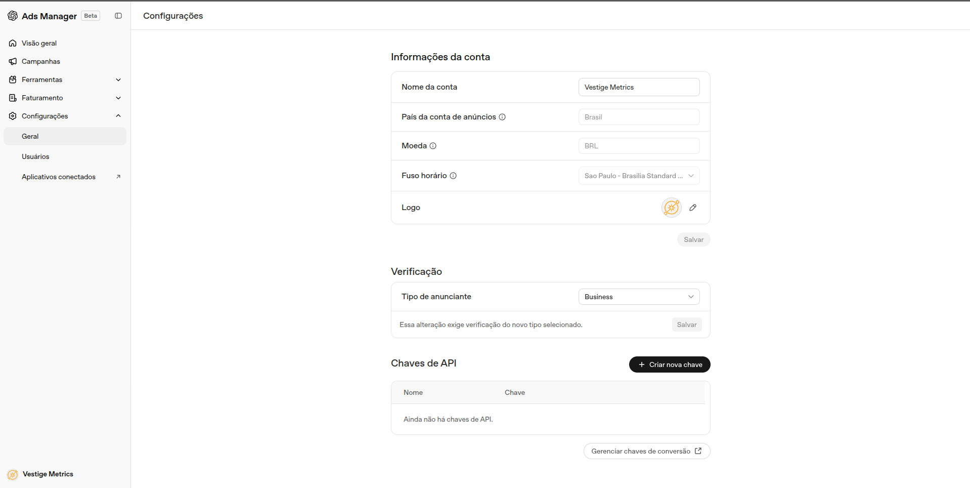 Tela de Configurações do OpenAI Ads com a seção Chaves de API